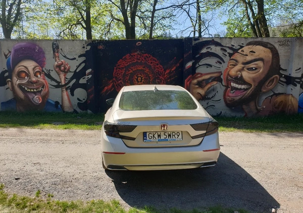 Honda Accord cena 74900 przebieg: 92000, rok produkcji 2018 z Kwidzyn małe 596